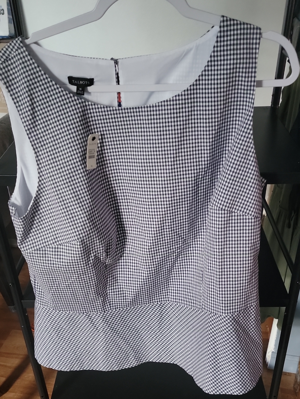 Women Top NWT